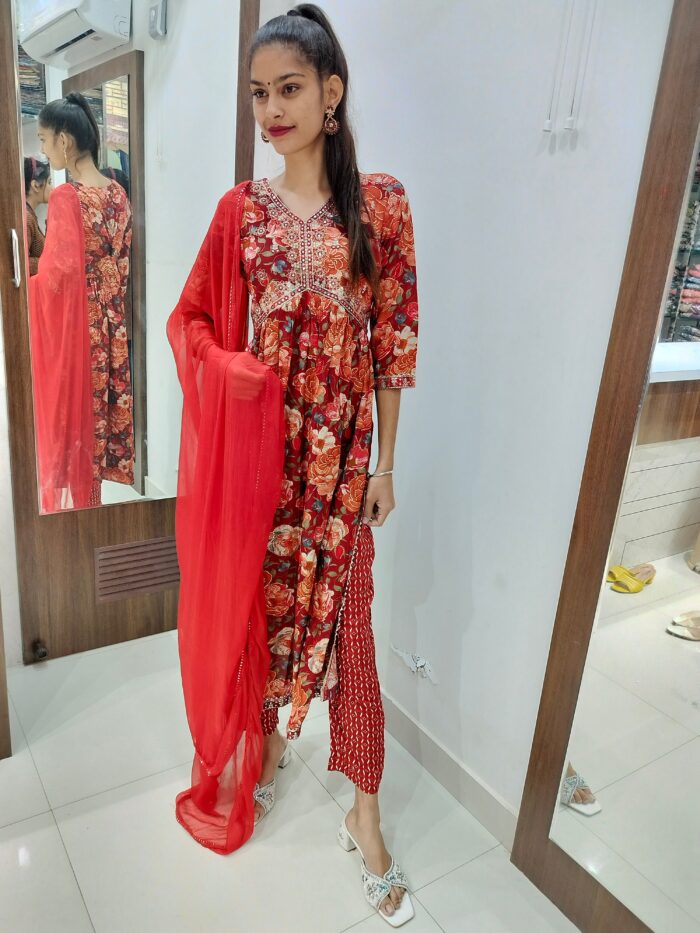 Aliya with nayra cut - Image 3