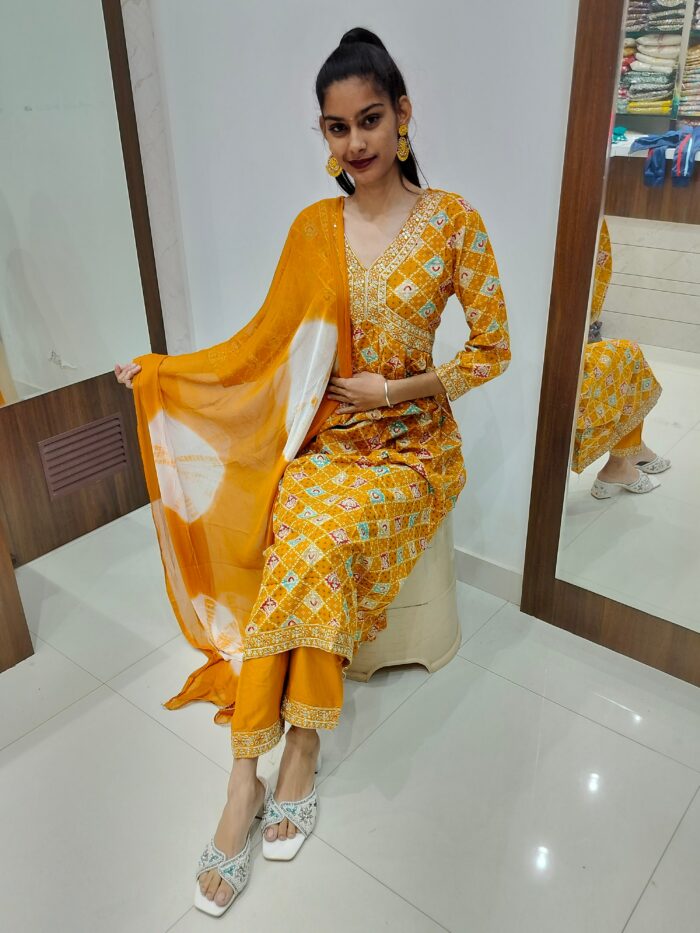 Aliya with anarkali pattern - Image 3