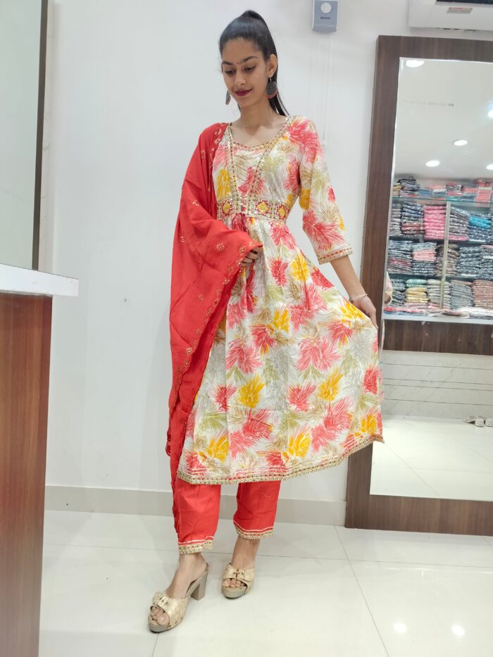 Maharani Aliya cut - Image 1