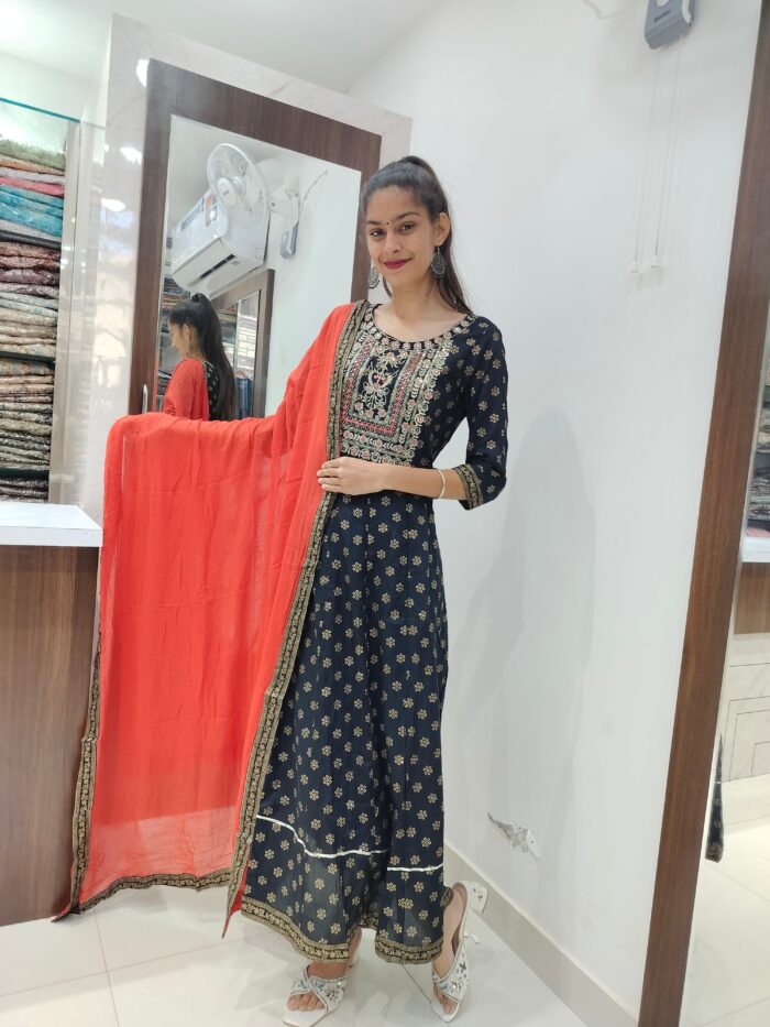 Anarkali pattern 2piece - Image 2