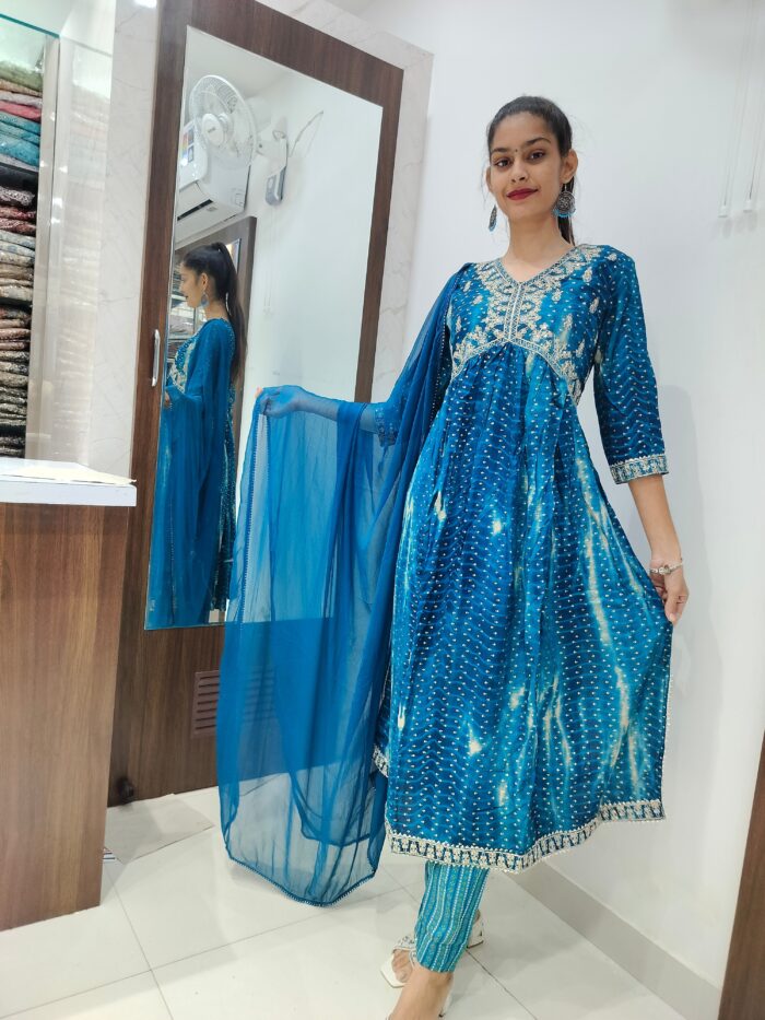 Aliya with nayra cut - Image 3