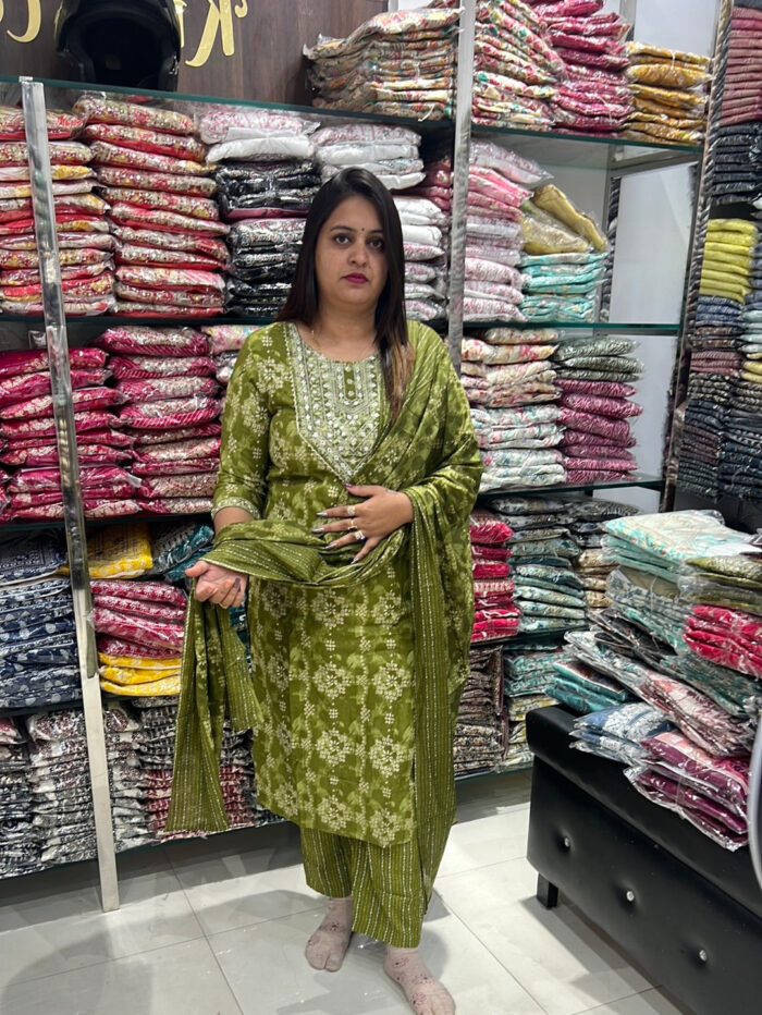 3 piece set - Image 1
