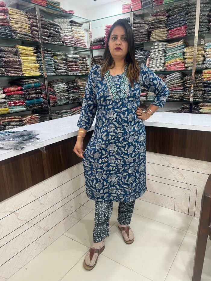 2 piece - Image 1