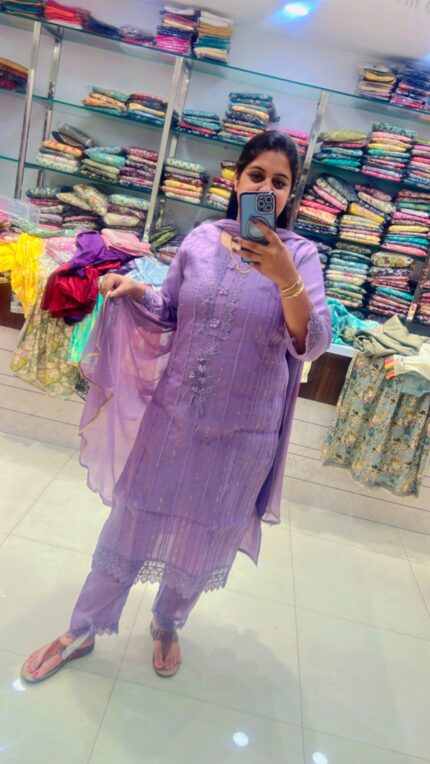 Pakistani suit