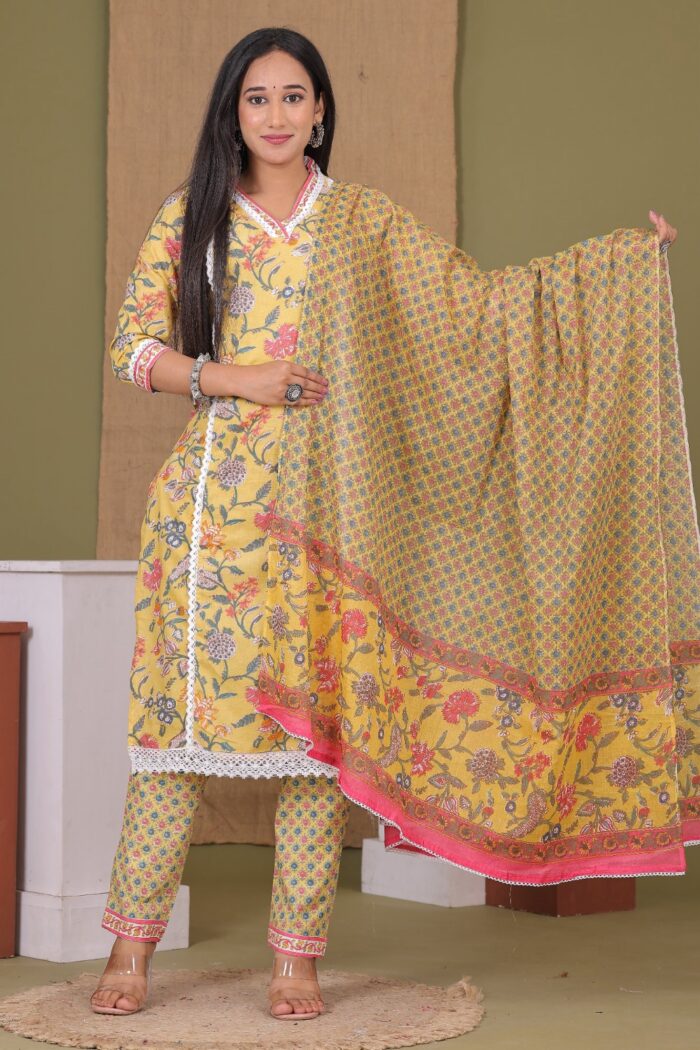 Pakistani 3 piece - Image 1